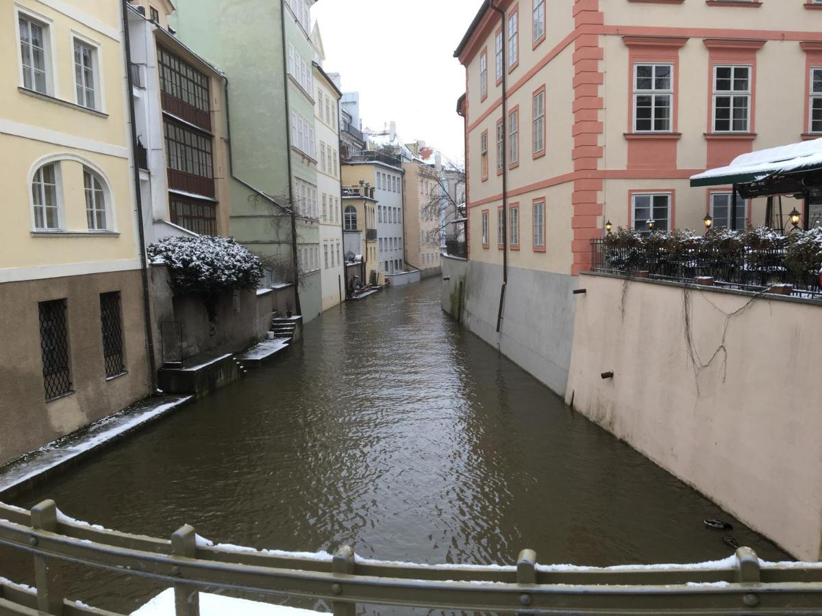 Apartment Vltava Praha Eksteriør bilde